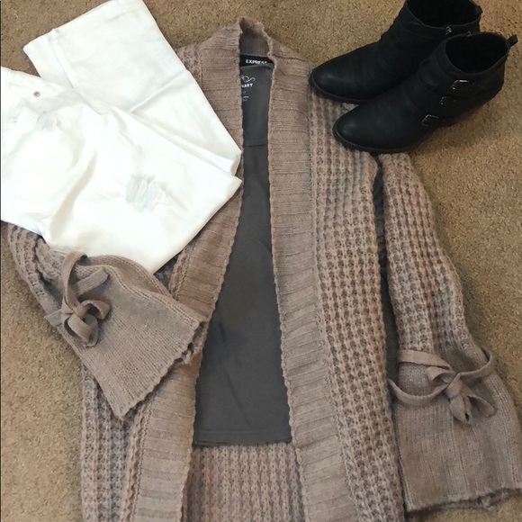 Express Sweaters - Express 🌹blush open cardigan sweater NWT size M